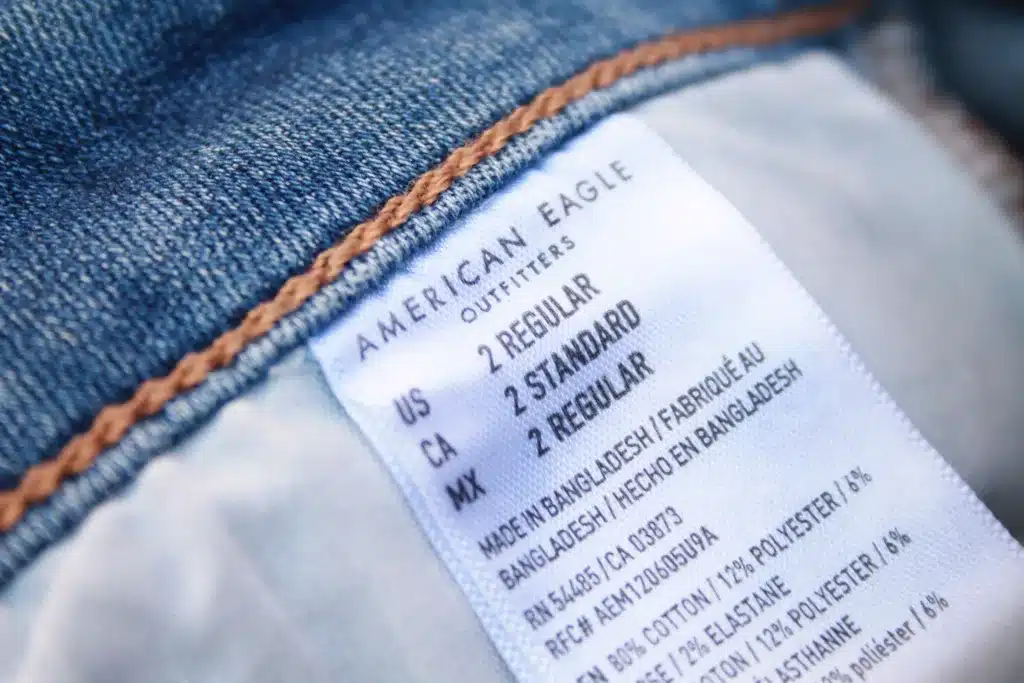 etiqueta pantalón american eagle de mujer